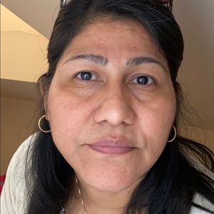 Meet your Posher, Delia